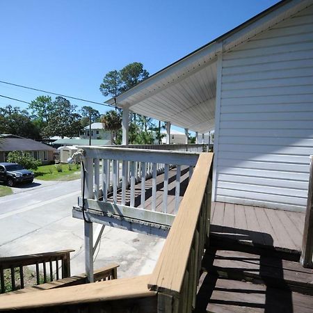 Lower Suwannee Old Town Exterior photo